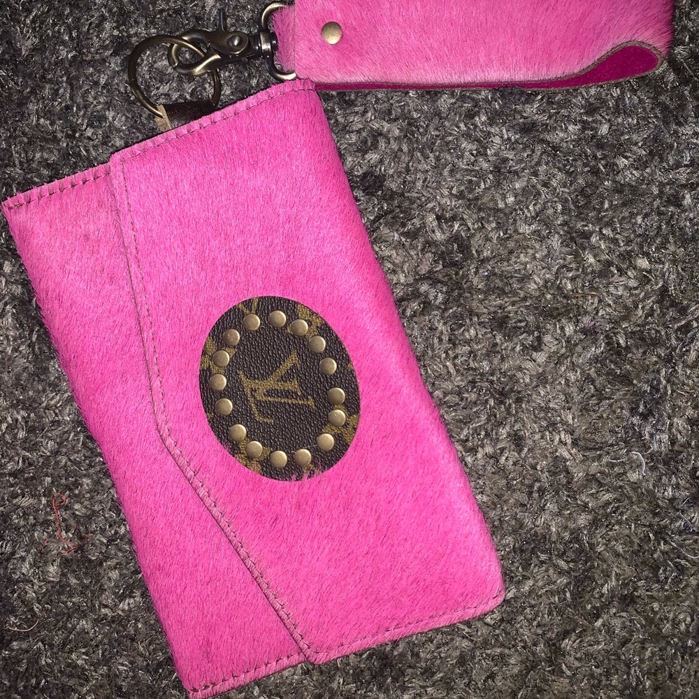 New Keep it Gypsy designer embellished wristlet